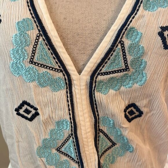 Kona Sol White and Blue Embroidered Coverup - Picture 2 of 8